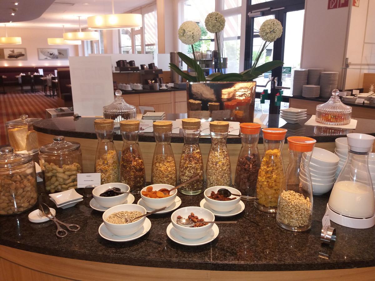 Mercure Airport Hotel Berlin Tegel Zewnętrze zdjęcie