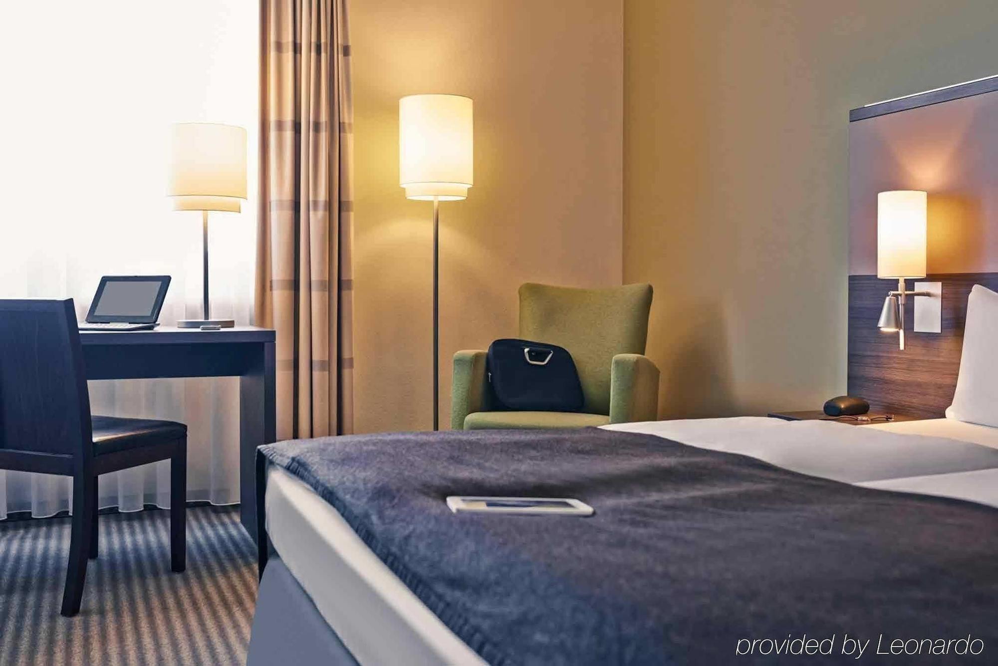 Mercure Airport Hotel Berlin Tegel Zewnętrze zdjęcie