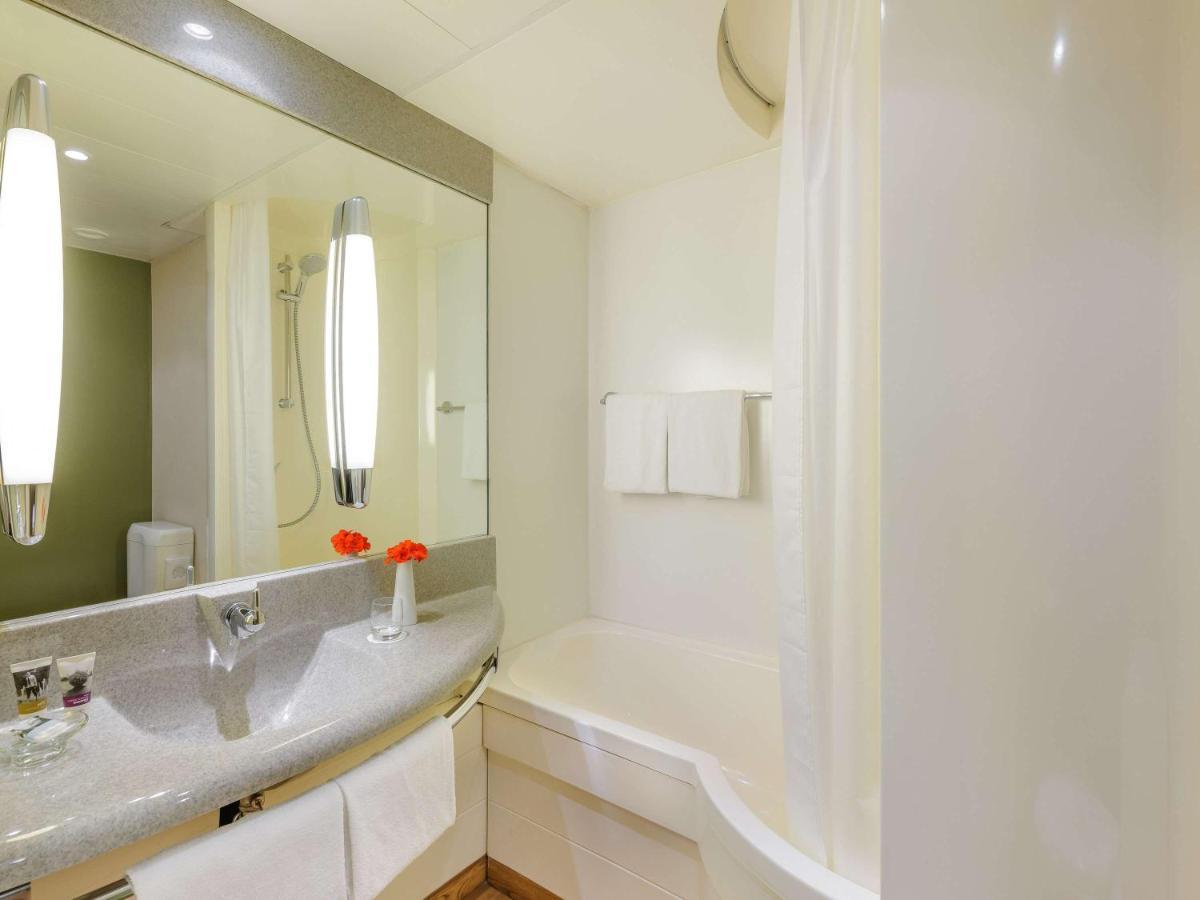 Mercure Airport Hotel Berlin Tegel Zewnętrze zdjęcie